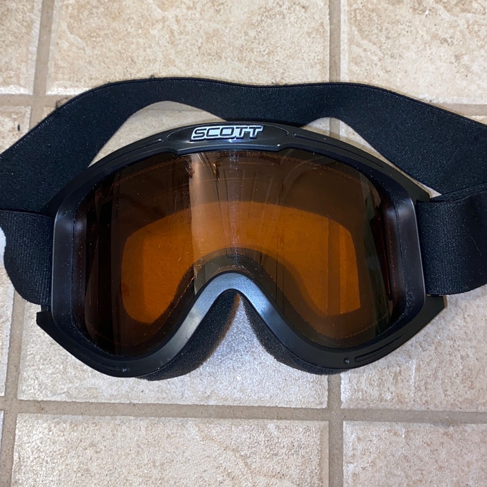 Scott goggles
